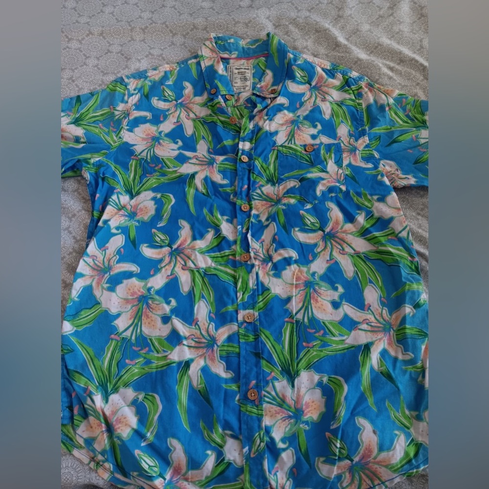 Men button down casual shirt
